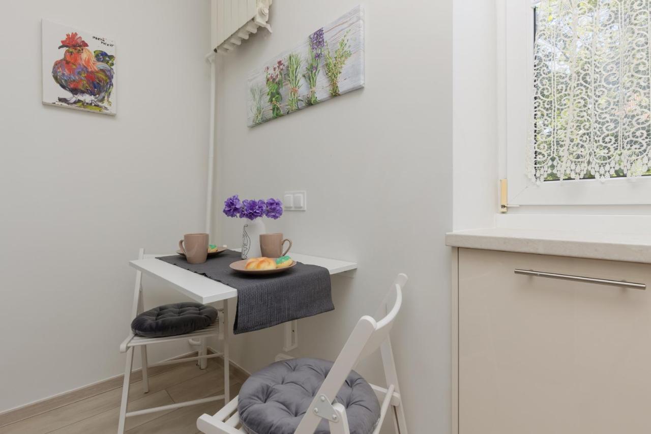 Raclawicka Cozy Studio Apartment By Noclegi Renters Warsaw Luaran gambar